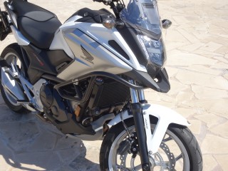 nc750x detail 320 p1